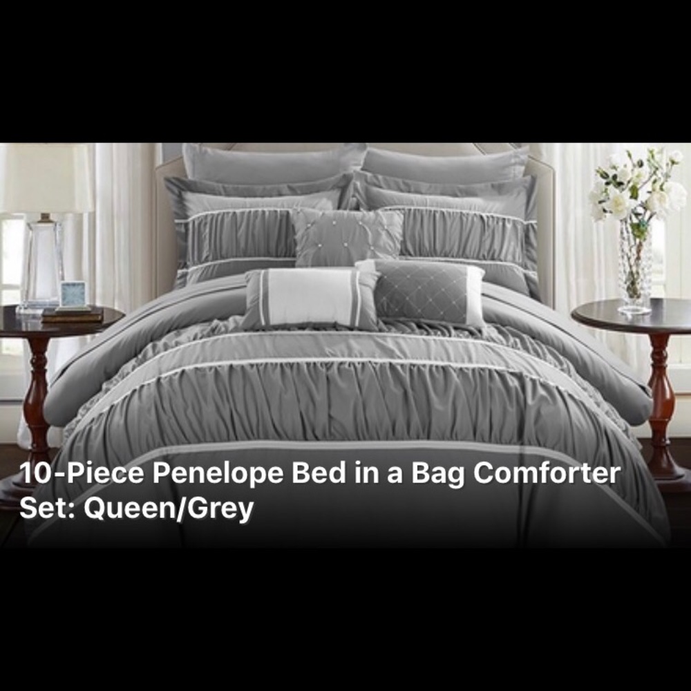 10 piece bedding set! Like new.