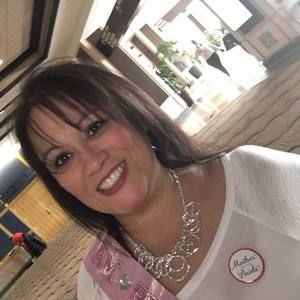 Meet your Posher, Angie