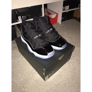 Space Jam 11s (2016)