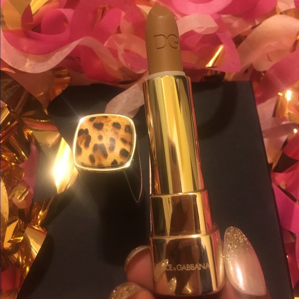 Lipstick - Picture 2 of 2