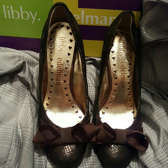 Bronze Libby Edelman Wedges - Picture 2 of 4
