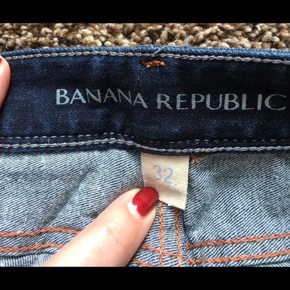 Banana Republic Bootcut. Size 32 - Picture 5 of 7