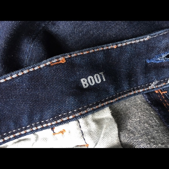 Banana Republic Bootcut. Size 32 - Picture 6 of 7