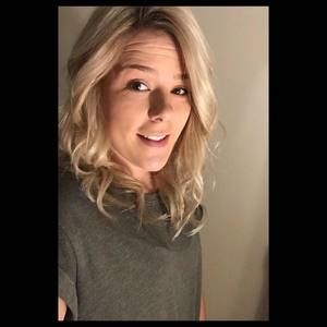 Meet your Posher, Carly