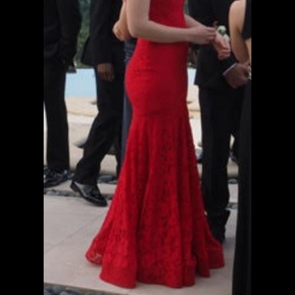 Red, lace Jovani prom dress - Picture 3 of 6