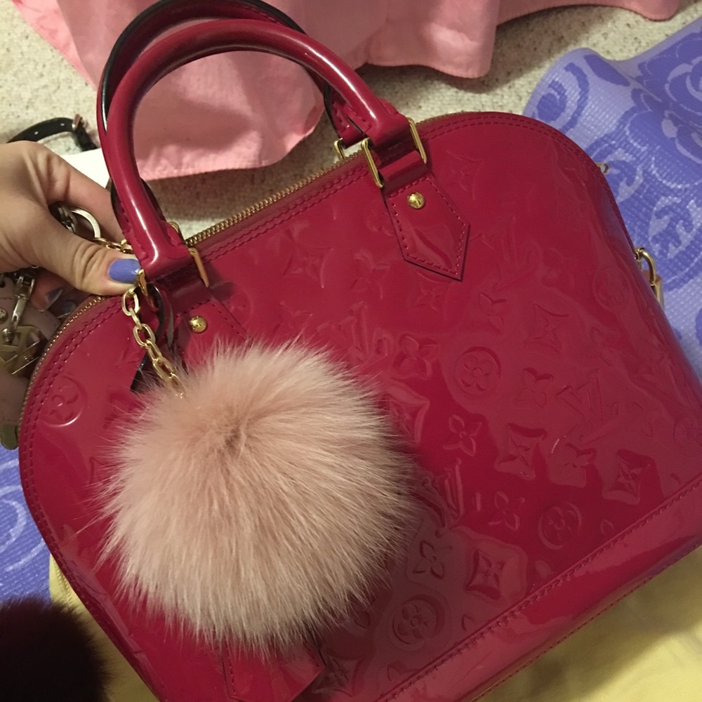 lv brea indian rose handbag