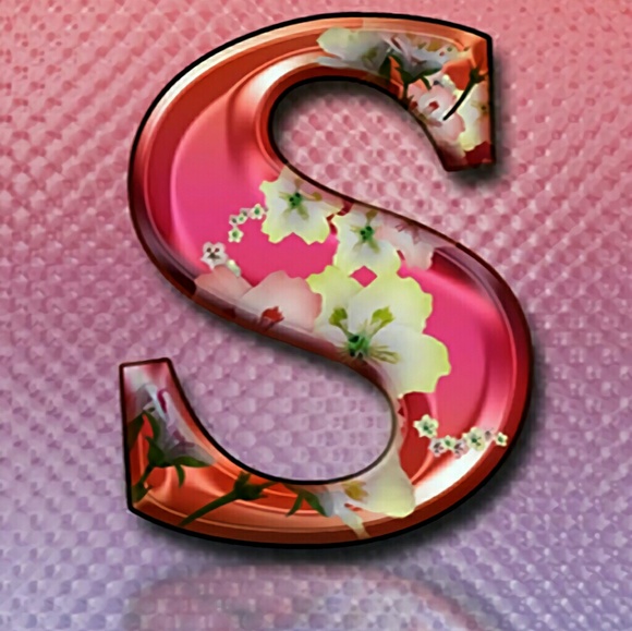 Meet your Posher, Dee - Picture 1 of 1