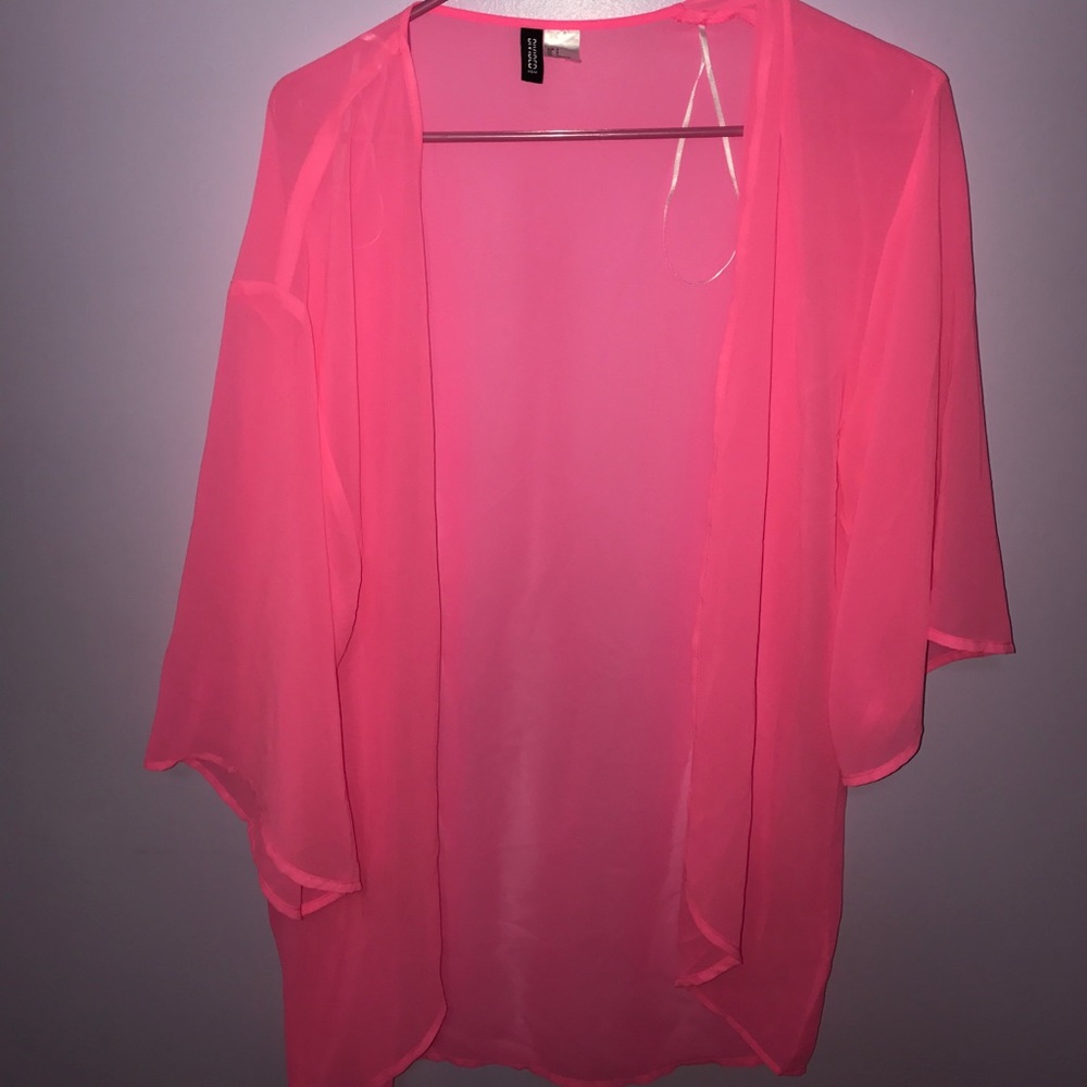bright pink kimono/cardigan