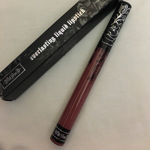 Kat Von D liquid lipstick- Lolita