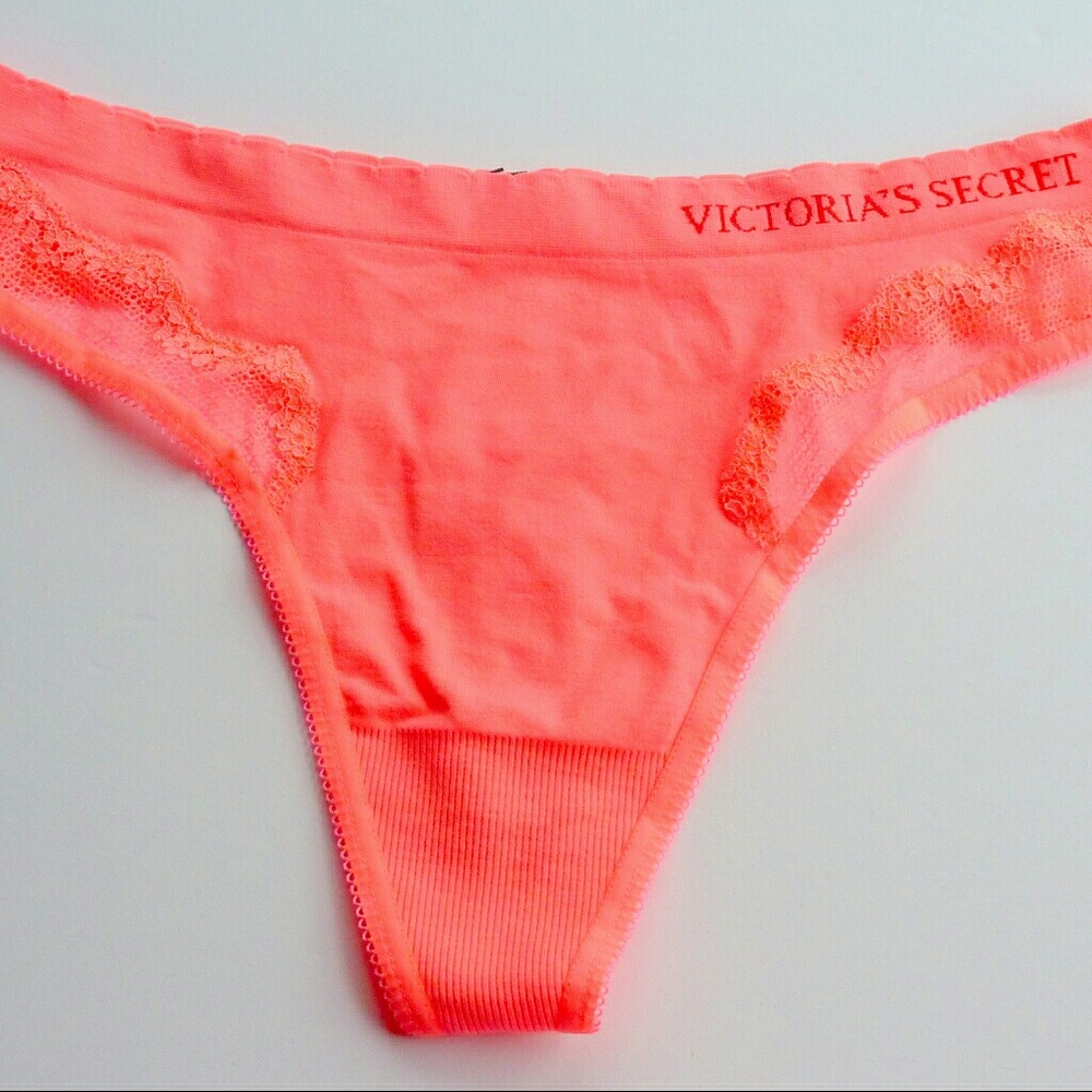 NWT Victoria's Secret Thong Hot pink Medium