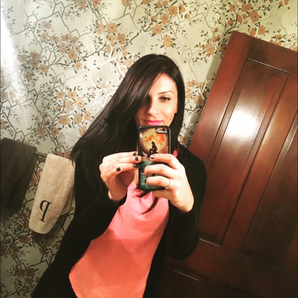 Meet your Posher, Gabina