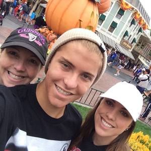 Meet your Posher, Shannon