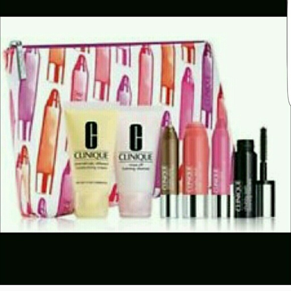 Clinique Other - Clinique Make up set