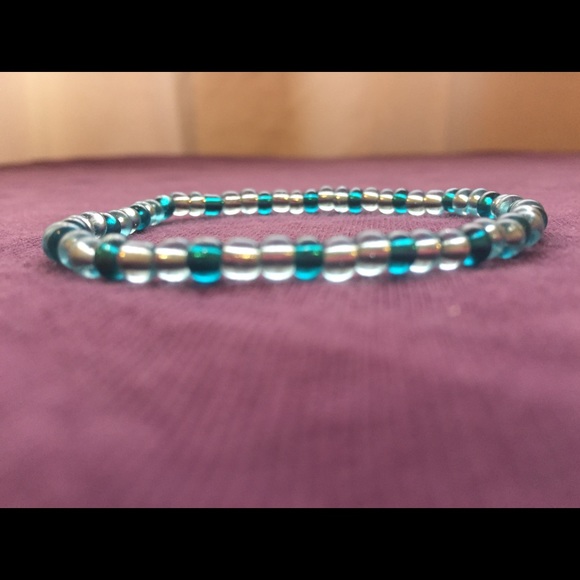 Handmade Bead Bracelet - Picture 3 of 3