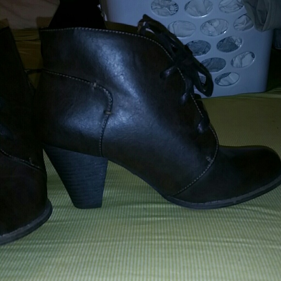 Booties - Picture 3 of 4