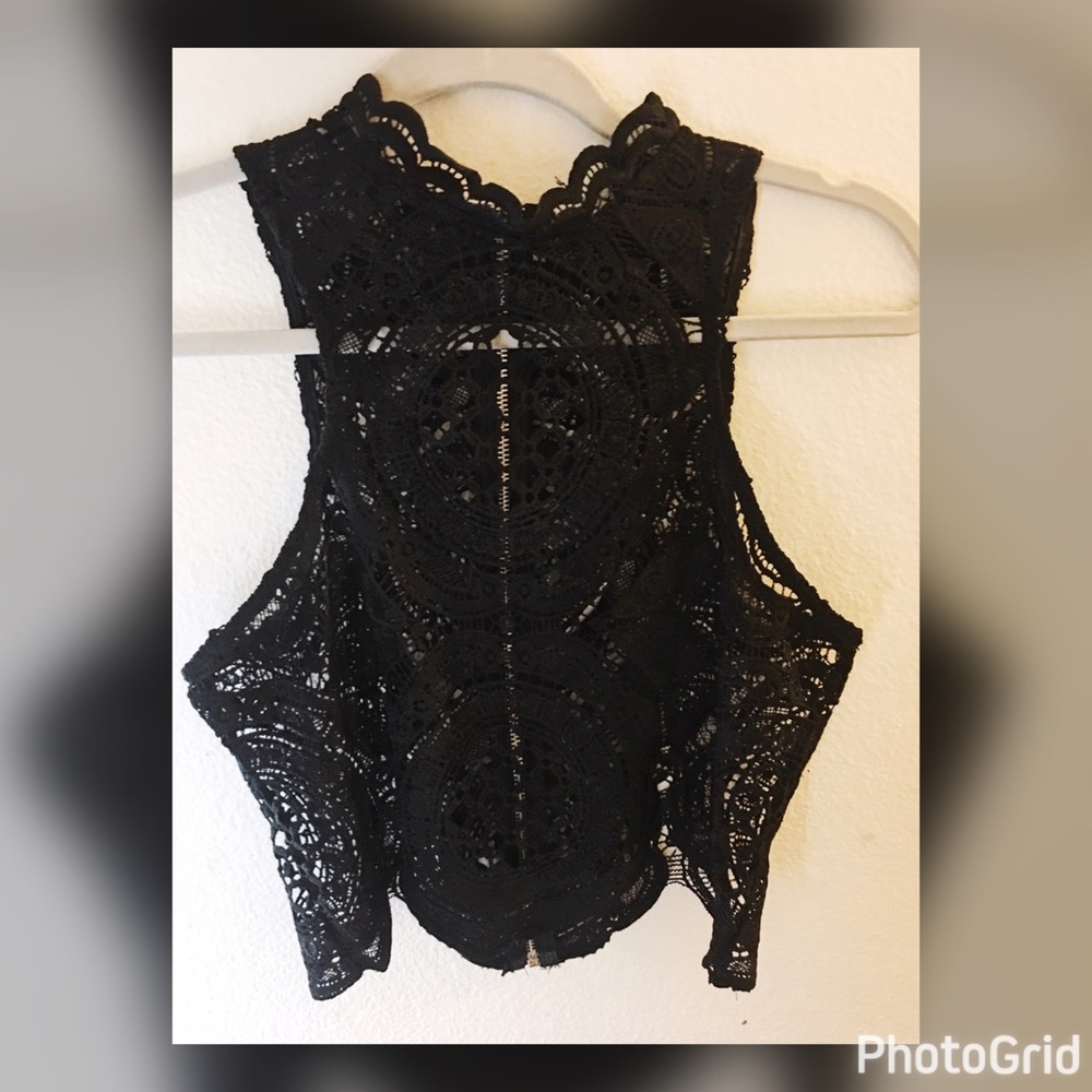 Black crop Top
