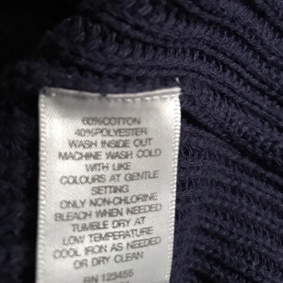 3 Sweaters - Picture 5 of 6