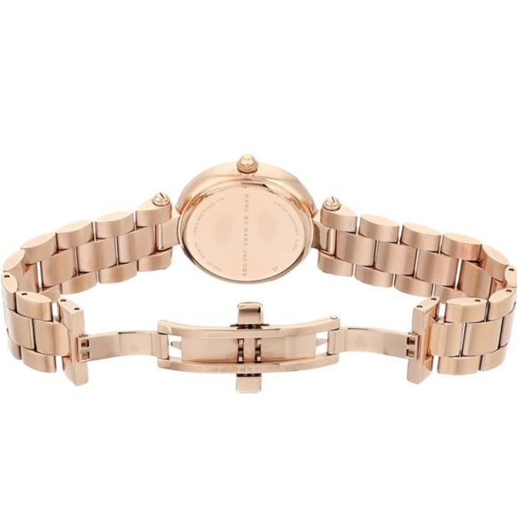 Marc by Marc Jacobs dotty rose gold watch - Picture 5 of 8