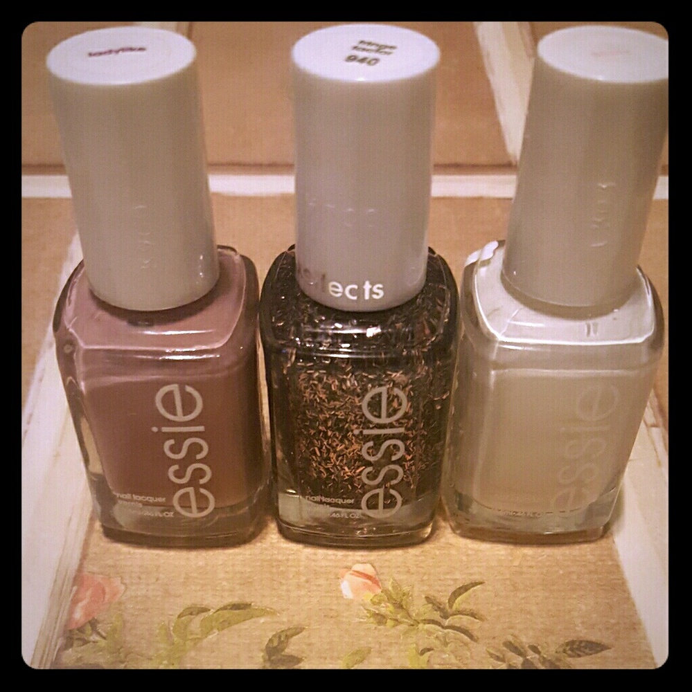 Essie Nail Polish Set
