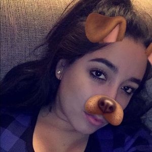 Meet your Posher, Gabriela