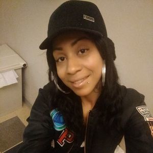 Meet your Posher, April