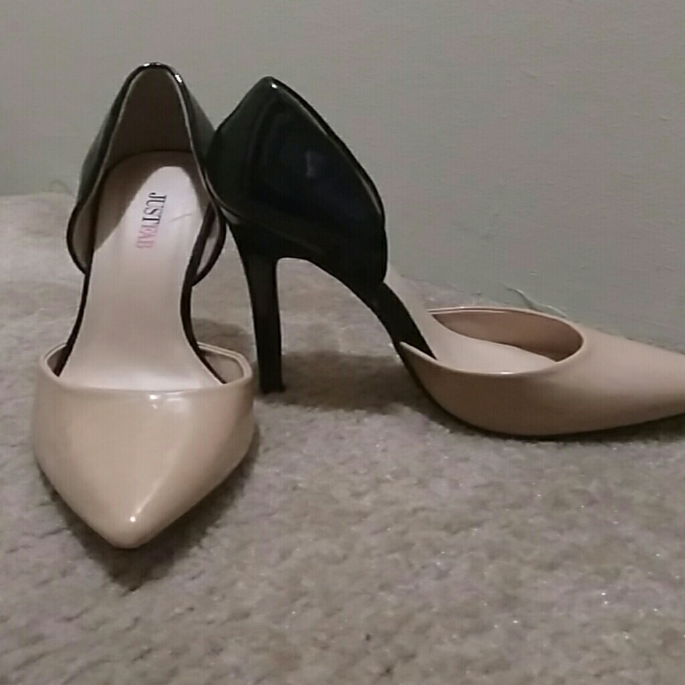 Brand new Just Fab nude/black stilletos