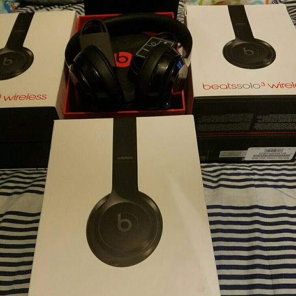 Beats - Picture 1 of 1