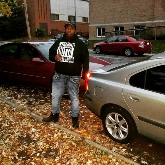 Meet your Posher, Stacksz - Picture 1 of 1