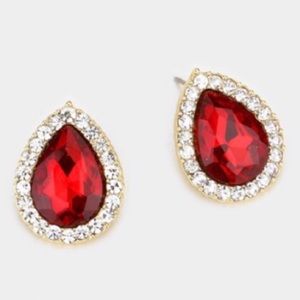 Rhinestone  crystal teardrop stud earrings