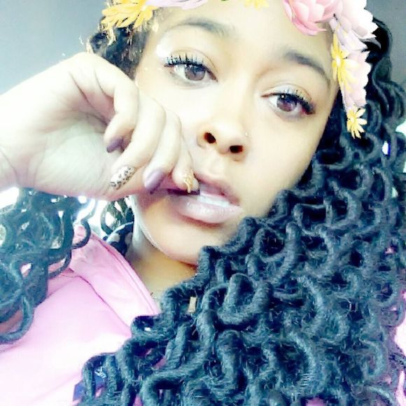 Meet your Posher, Devin - Picture 1 of 1