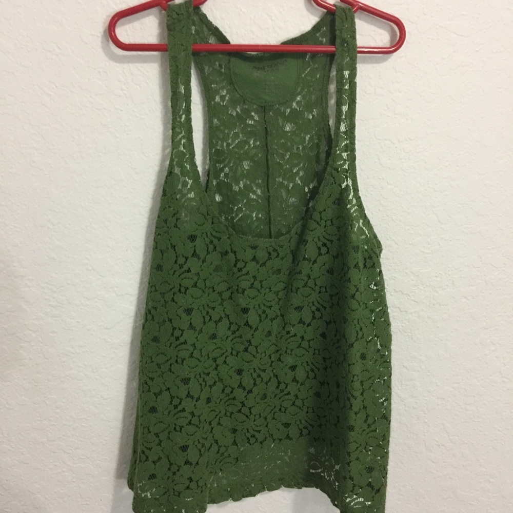 I'm selling it because it doesn't fit me anymore.