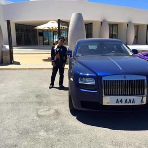 Meet your Posher, Tony