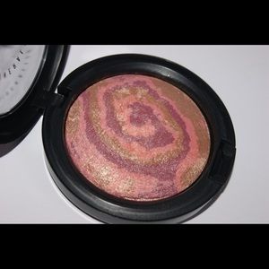 MAC Star Wonder MSF