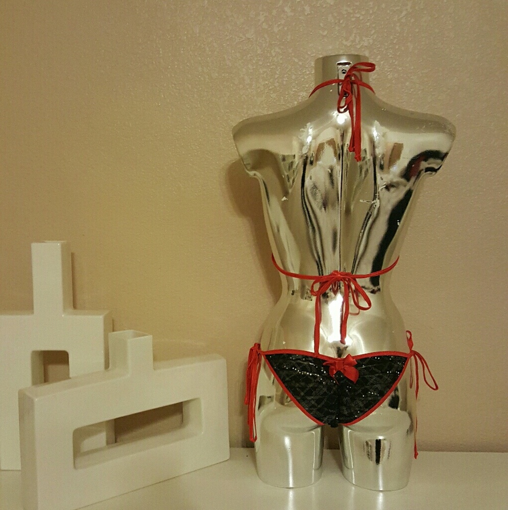 Black Ruffle & Risque LMG Bikini Set - Picture 5 of 5