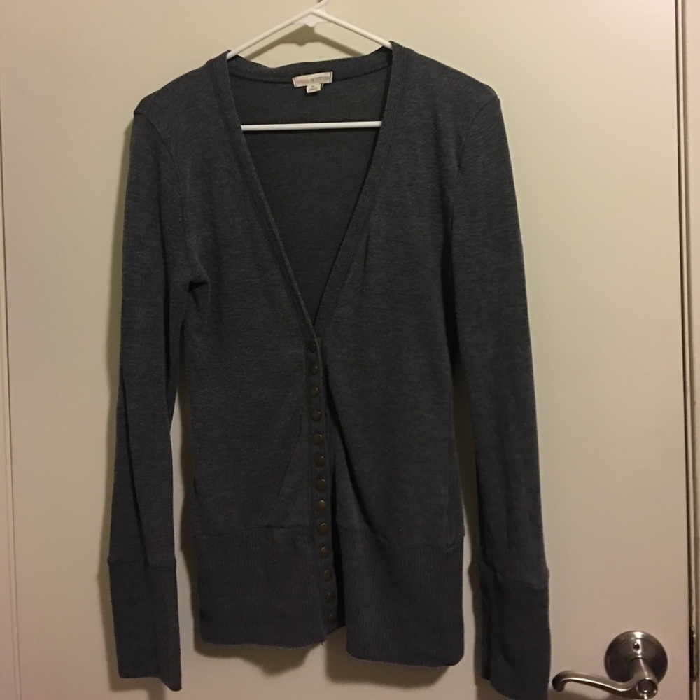 Gray V cut cardigan