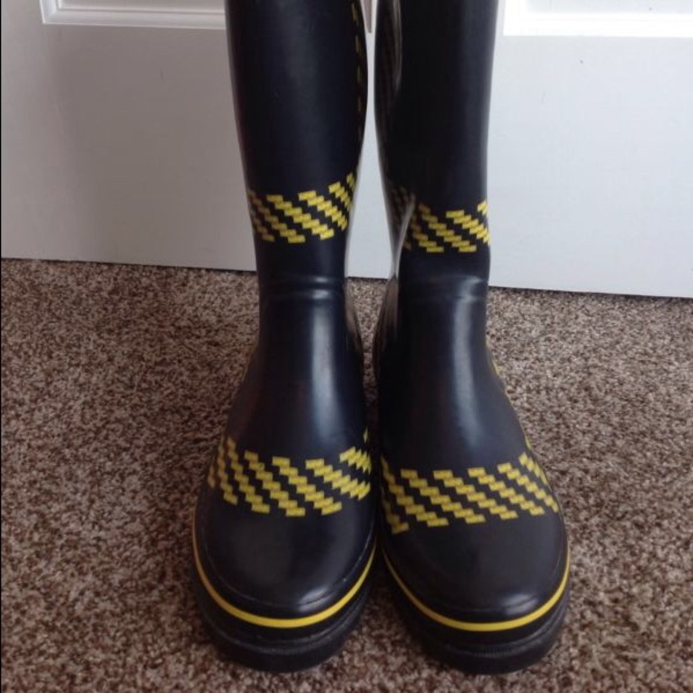 Rain boots
