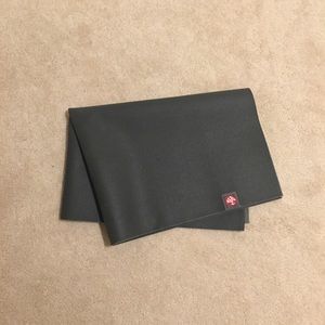 Manduka eKo Superlite Travel Yoga Mat - Thunder