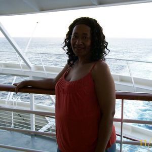 Meet your Posher, Deedra