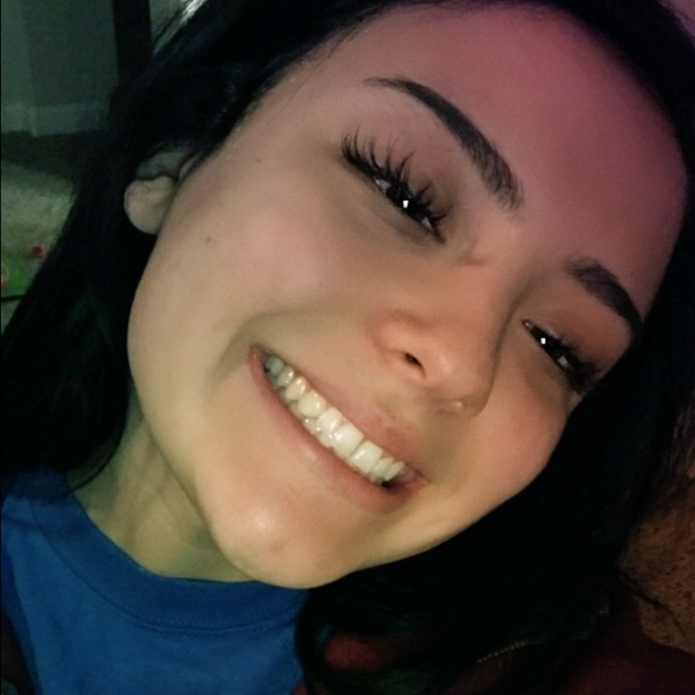 Meet your Posher, Gabby