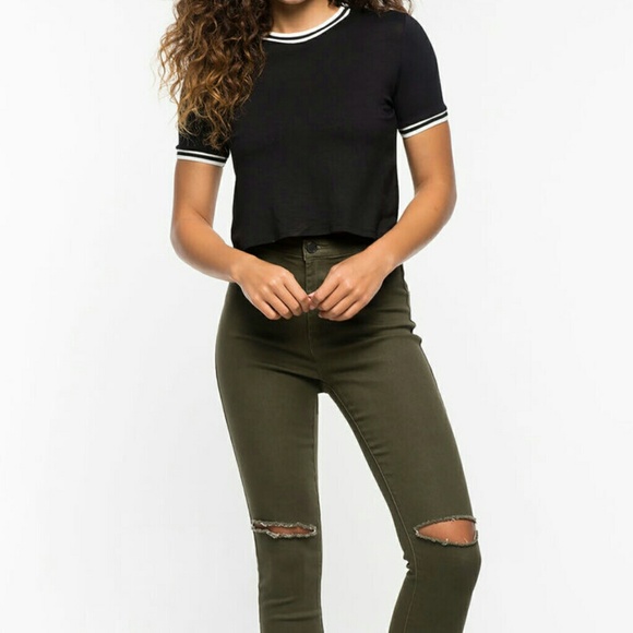 👄NEW! Elastic Boxy Tee👄 - Picture 4 of 7