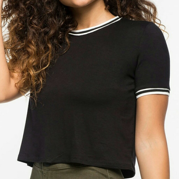 👄NEW! Elastic Boxy Tee👄 - Picture 5 of 7