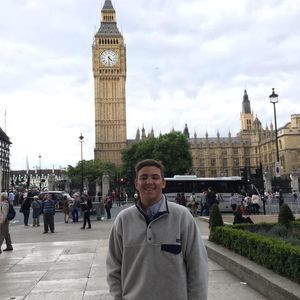 Meet your Posher, Adrian