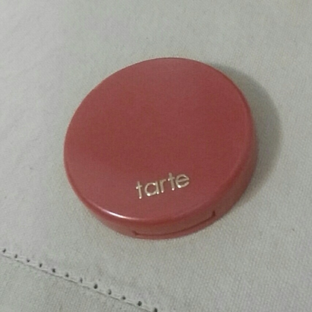 Tarte Amazonian clay blush in "true love"
