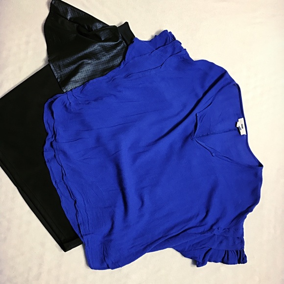 Pursue Rayon Crop Short Ruffle Sleeved Blouse - Picture 4 of 7