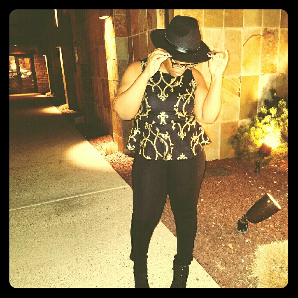 Meet Your Posher @Quiyon1