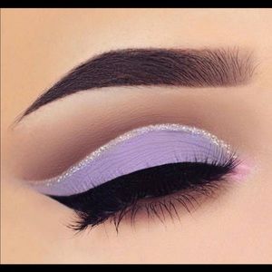 Meet your Posher, Raya