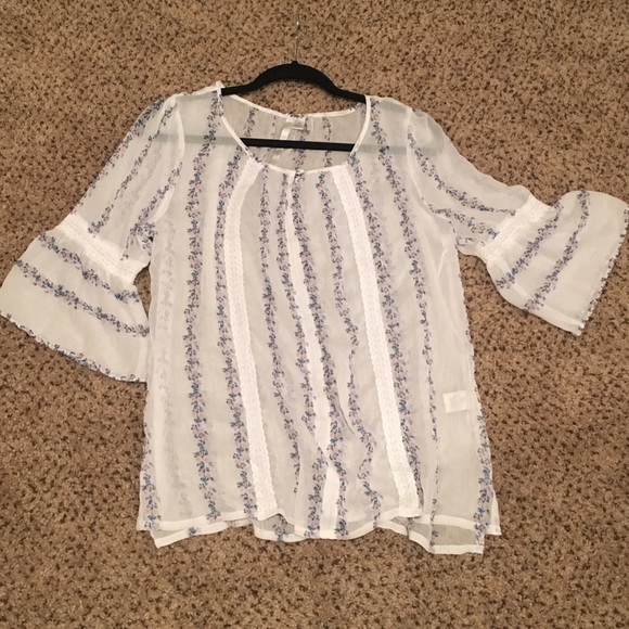 LC Lauren Conrad Tops - Lauren Conrad Floral Blouse