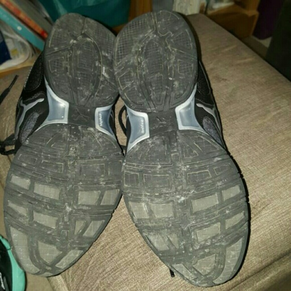 PUMA running shoes - Picture 3 of 4