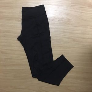 Beyond Yoga Slim me up pocket leggings