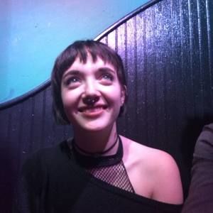 Meet your Posher, Claire